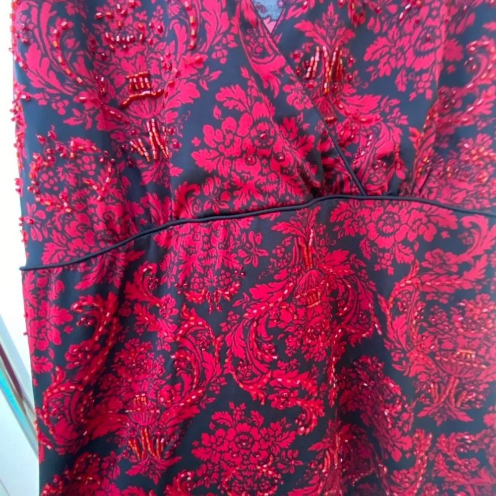 Y2K INC Black & Red Beaded Floral Whimsygoth Fairy Top Size Medium - Picture 3 of 7